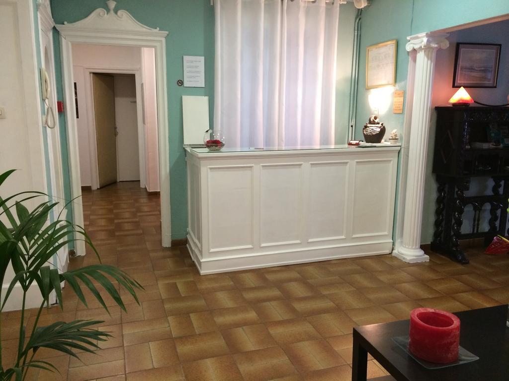 Hostal Valls Βαρκελώνη Εξωτερικό φωτογραφία