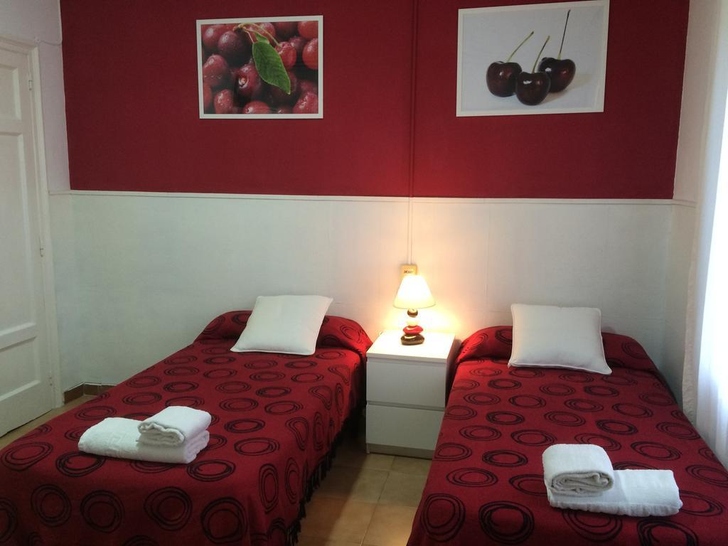 Hostal Valls Βαρκελώνη Δωμάτιο φωτογραφία