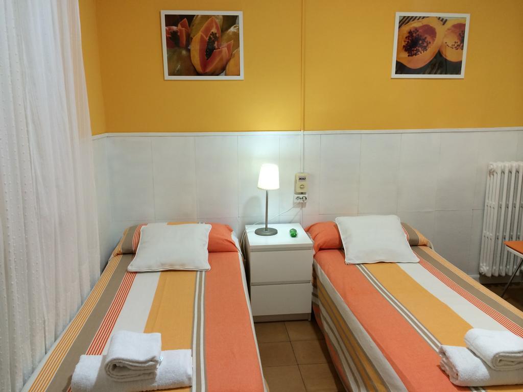 Hostal Valls Βαρκελώνη Εξωτερικό φωτογραφία