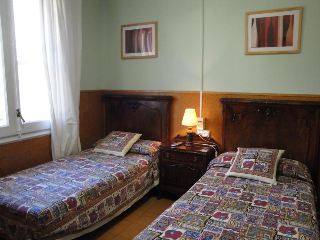 Hostal Valls Βαρκελώνη Δωμάτιο φωτογραφία