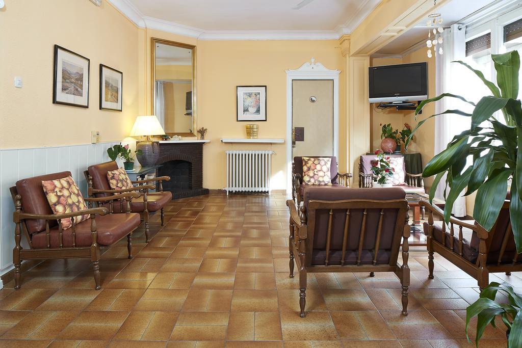 Hostal Valls Βαρκελώνη Εξωτερικό φωτογραφία