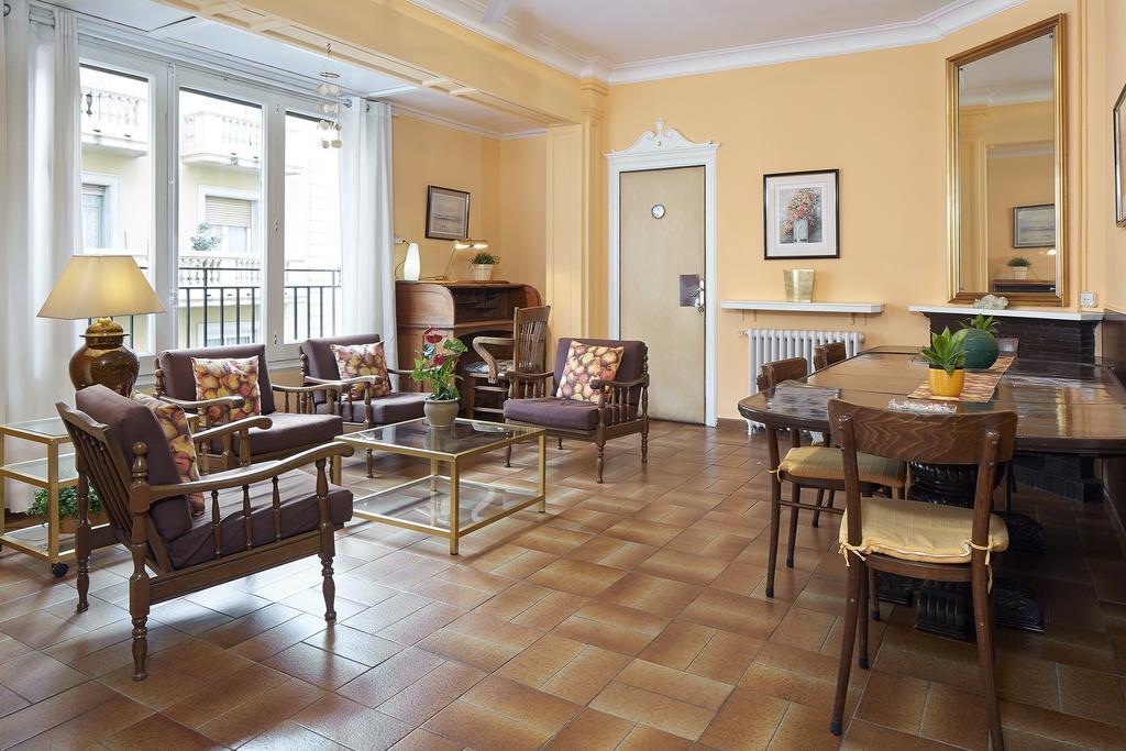 Hostal Valls Βαρκελώνη Εξωτερικό φωτογραφία