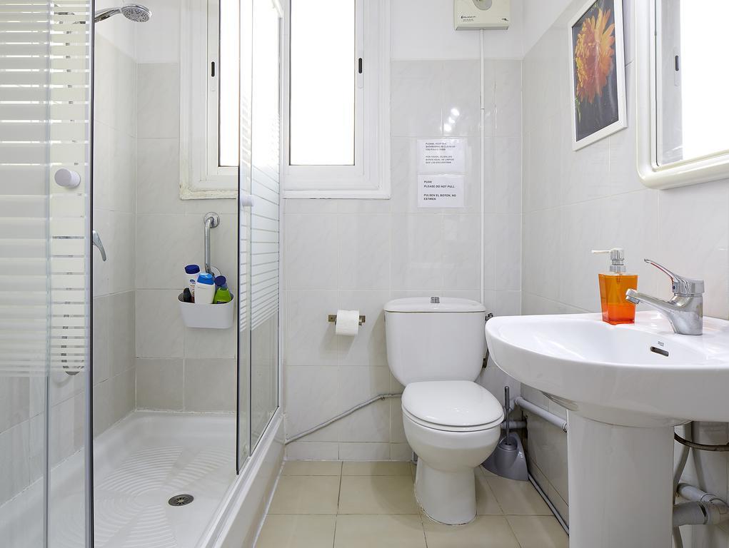 Hostal Valls Βαρκελώνη Εξωτερικό φωτογραφία