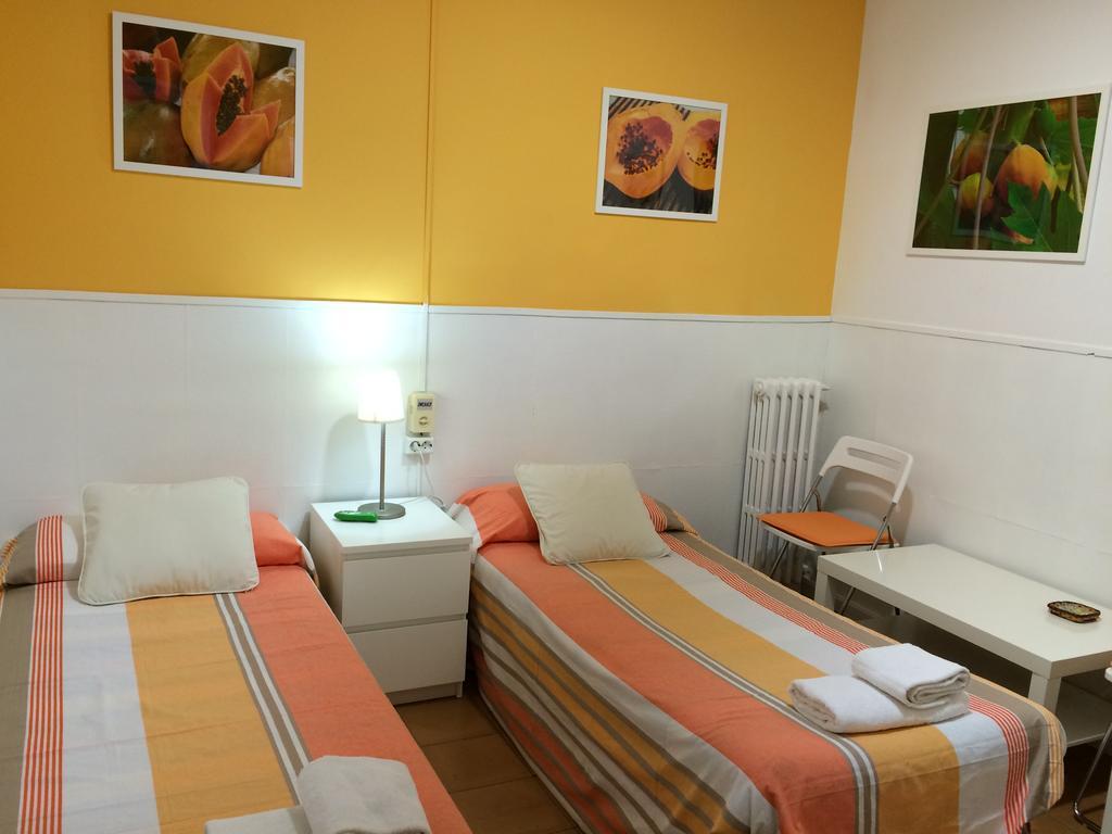 Hostal Valls Βαρκελώνη Εξωτερικό φωτογραφία