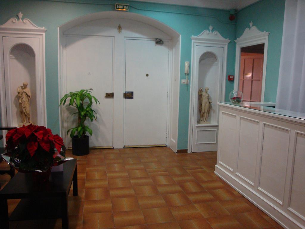 Hostal Valls Βαρκελώνη Εξωτερικό φωτογραφία